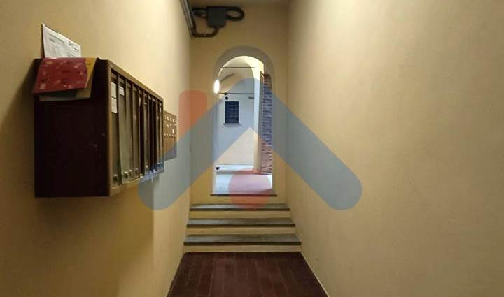 Vista corridoio entrata condominio