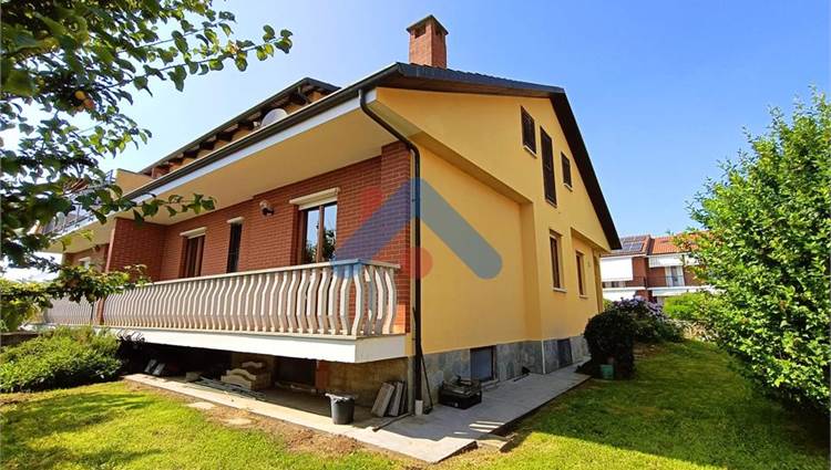 Vista Villa e Giardino