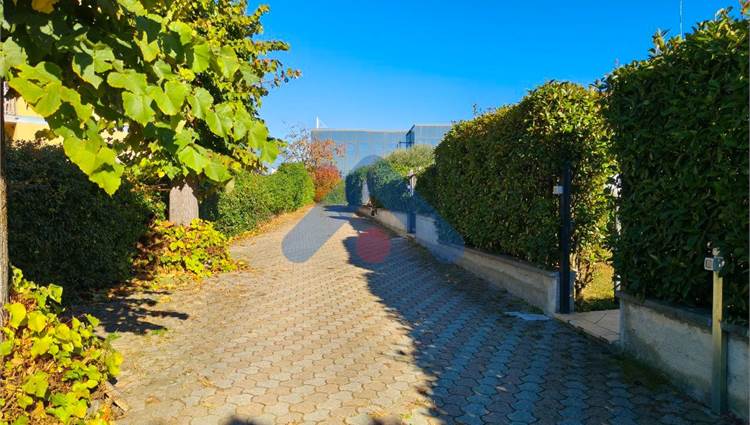 Vialetto condominiale